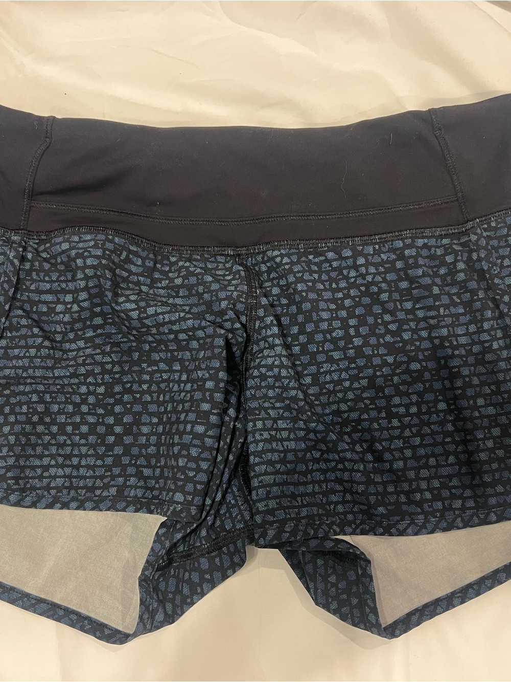 lululemon athletica Black Waistband Navy Patterned Athletic Shorts
